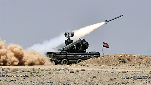 Defensa siria frustra un bombardeo israelí en las inmediaciones de Hama